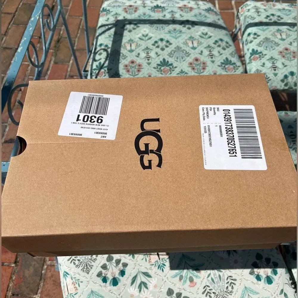 UGG New Heights Cozy Clog NIB - Picture 6 of 10